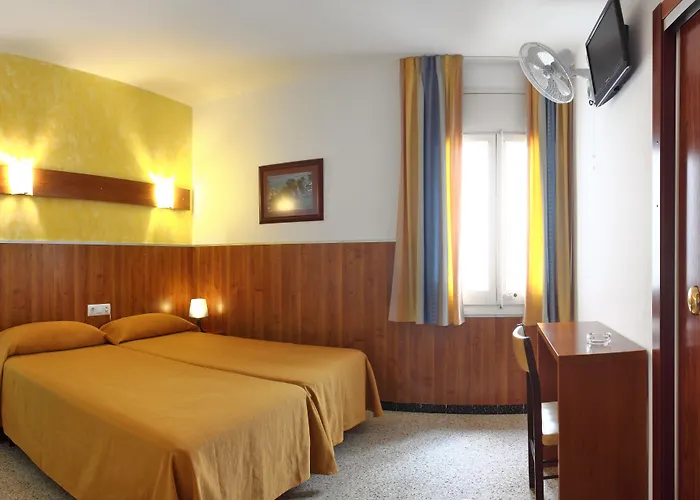 - El Amigo Guest house *