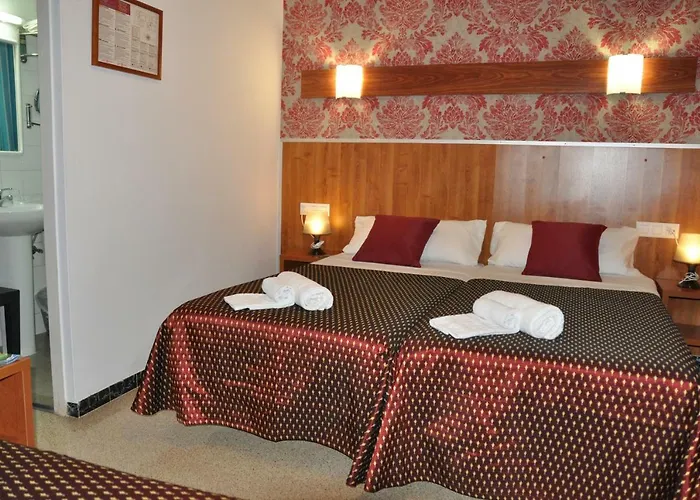 - El Amigo Guest house Lloret de Mar